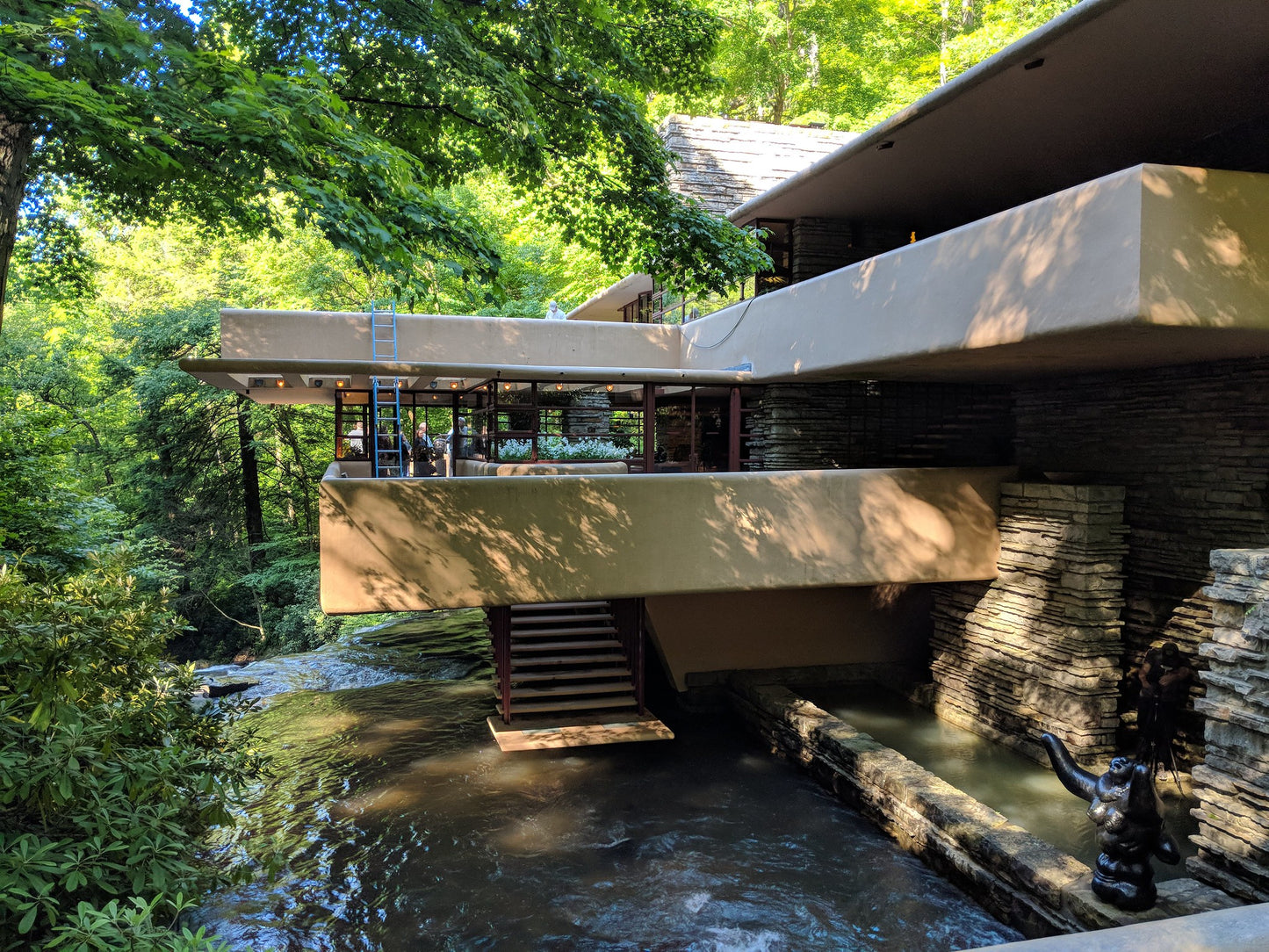 FALLINGWATER